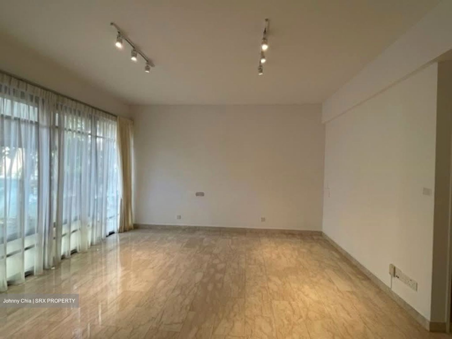 Brentwood (D9), Terrace #526571431